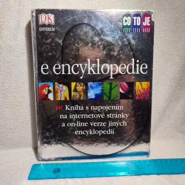 E.encyklopedie - kniha s napojením na internetové stránky a on-line verze jiných encyklopedií)